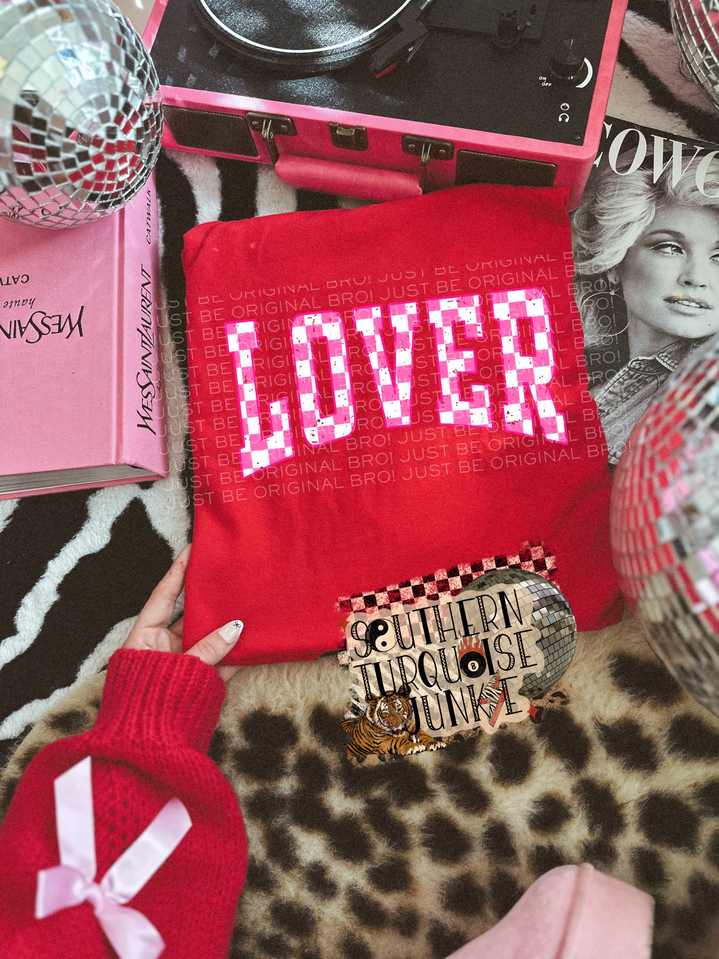 LOVER CHECKERED TEES- UNISEX