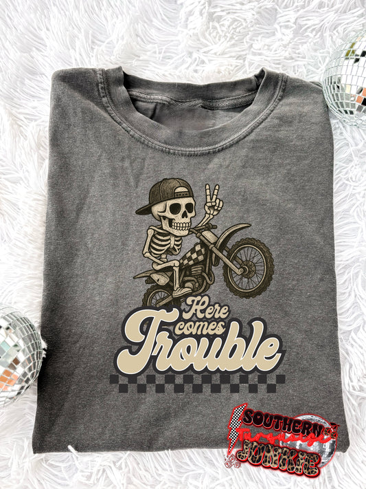 HERE COMES TROUBLE TEE