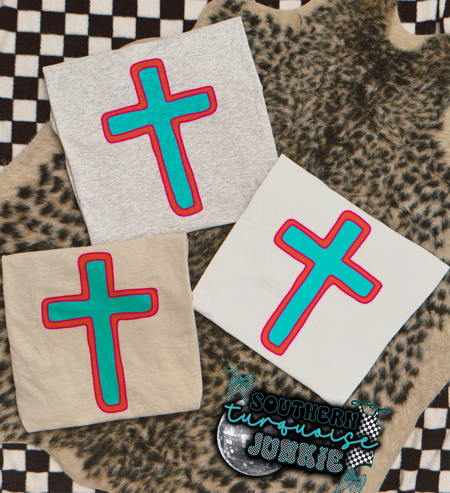 TURQUOISE CROSS TEE