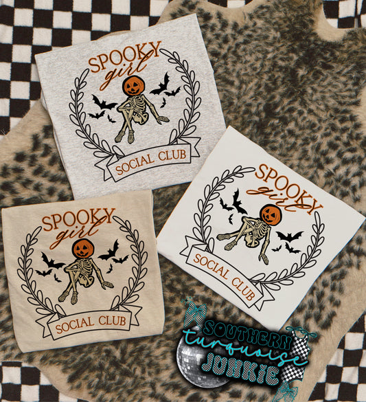 SPOOKY GIRL TEE
