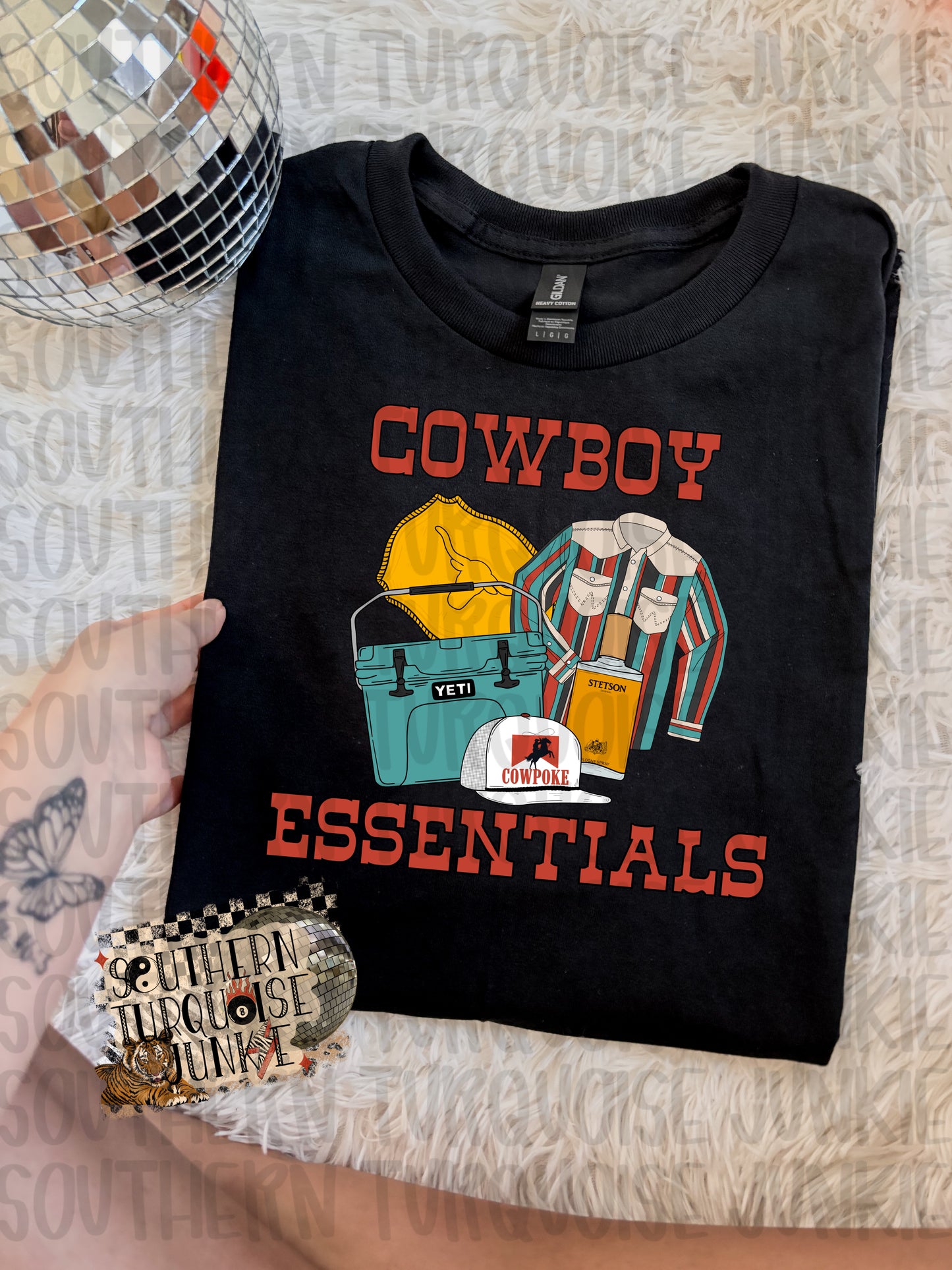 COWBOY ESSENTIALS TEE