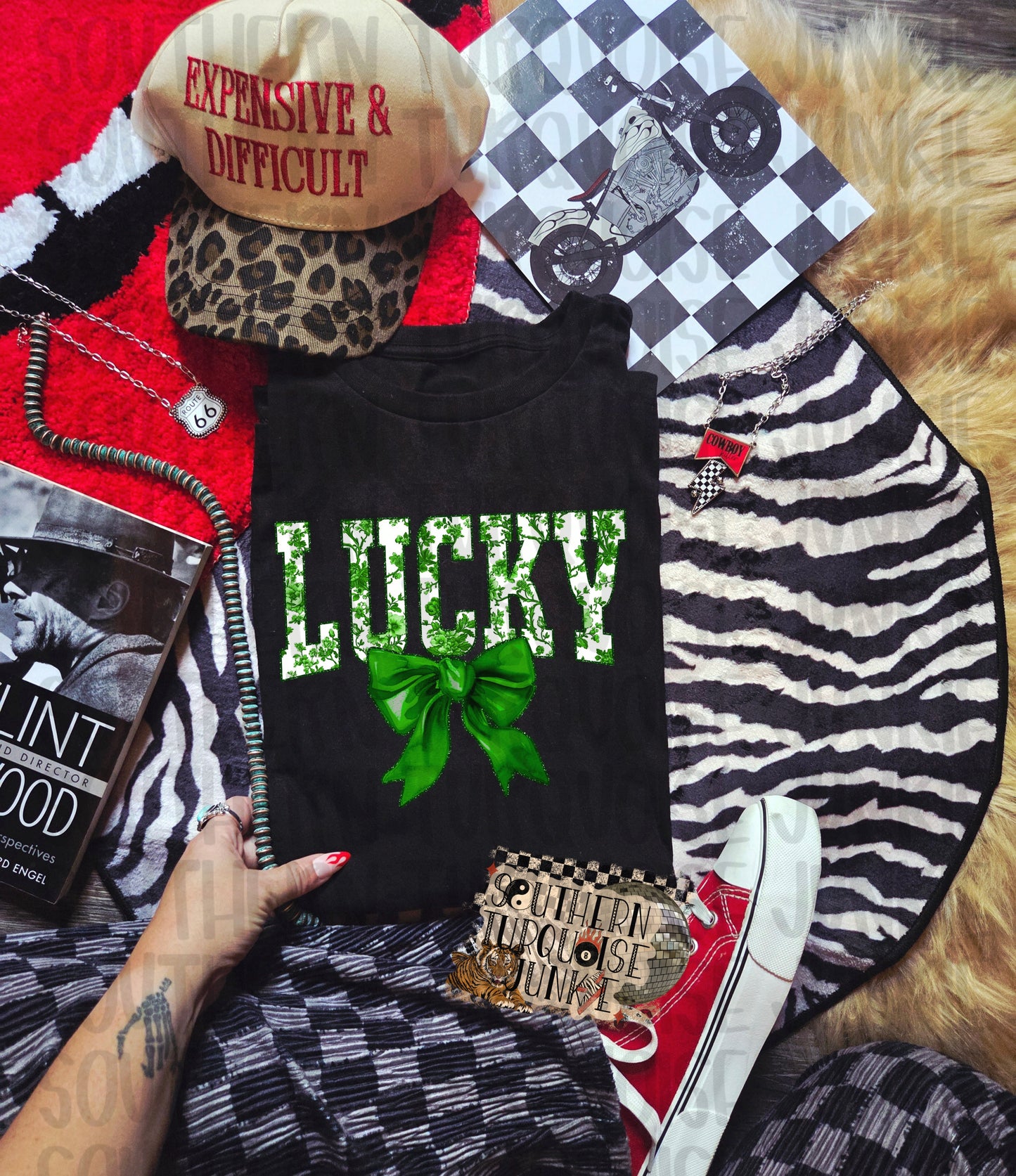 FLORAL LUCKY TEE
