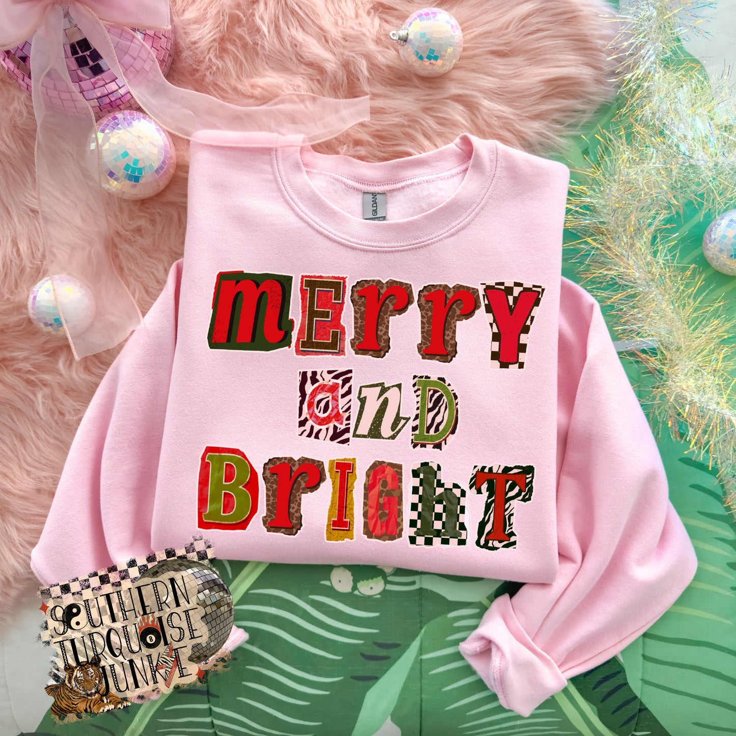 MERRY & BRIGHT CREWNECK
